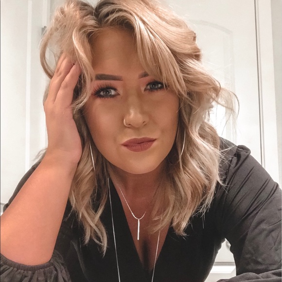 Meet your Posher, Meagan - Picture 1 of 1